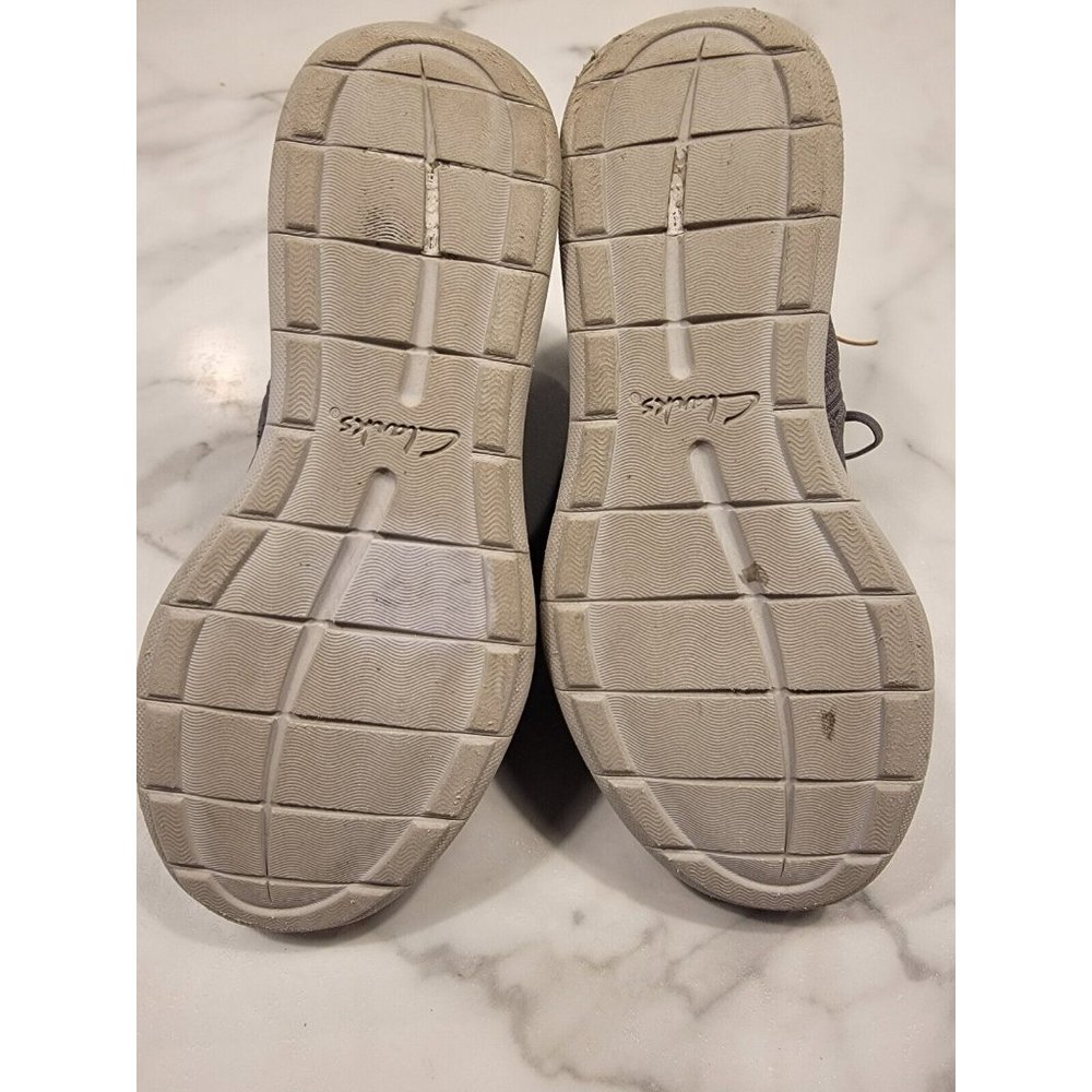 Clarks Cloudsteppers Size 9 Womens Shoes Gray Zip Up Booties - Picture 4 of 6